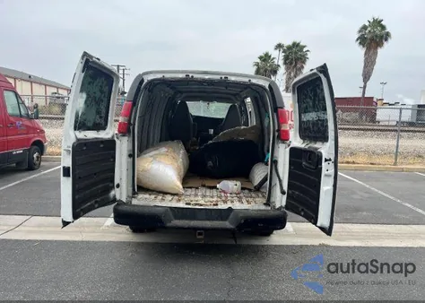 2016 Chevrolet Express G2500 z USA, uszkodzony, nr VIN 1GCWGBFF4G1186188